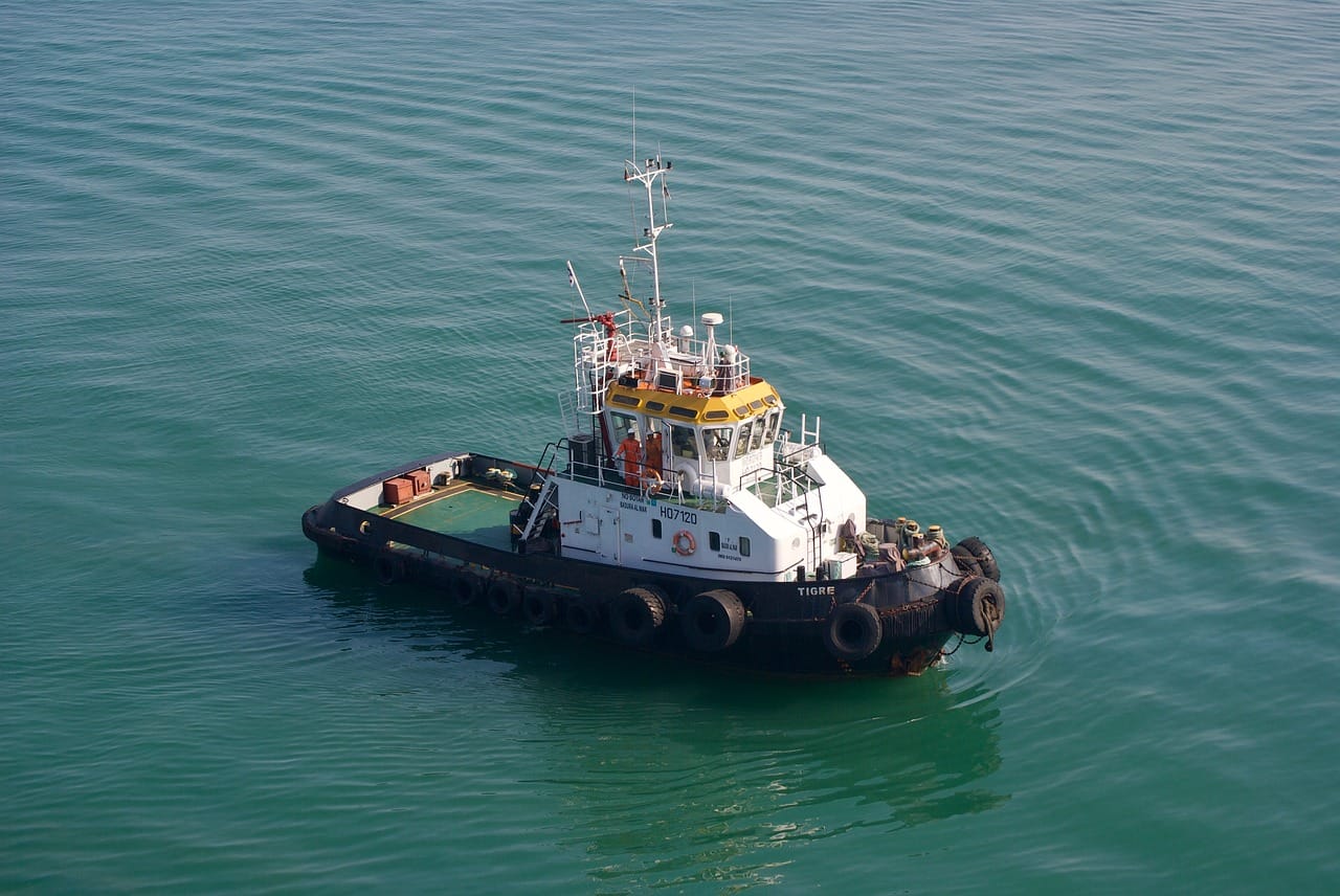 tugboat-4138230_1280